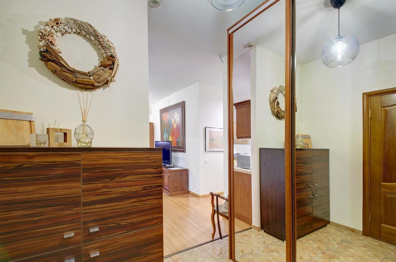 Helios 19 Luxury Vilnius Apartment Экстерьер фото